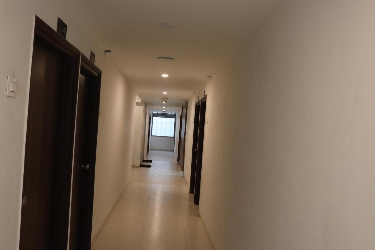 Hotel New Samrat Aurangabad  Ngoại thất bức ảnh