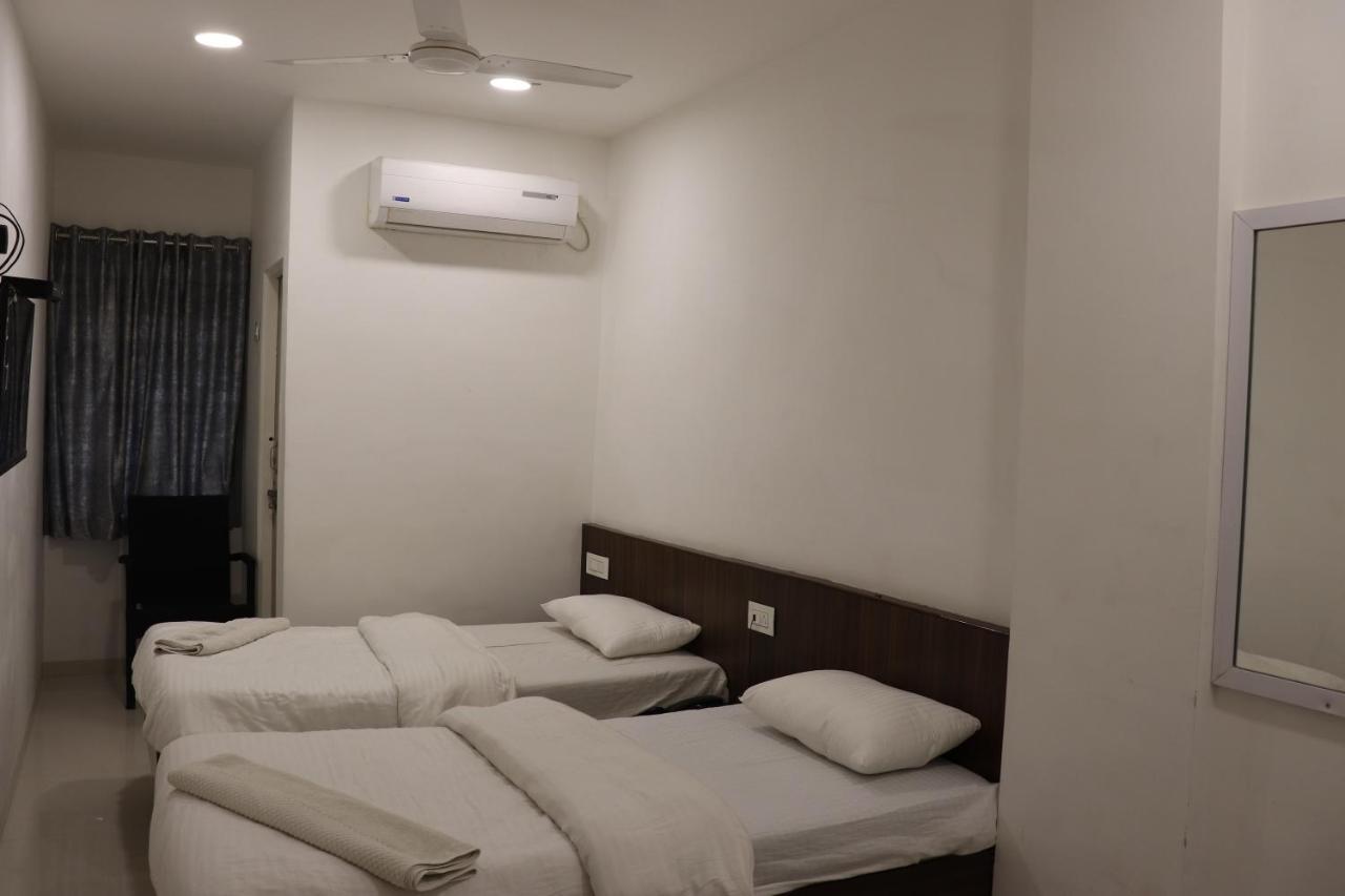 Hotel New Samrat Aurangabad  Ngoại thất bức ảnh