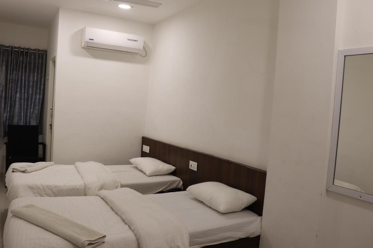 Hotel New Samrat Aurangabad  Ngoại thất bức ảnh