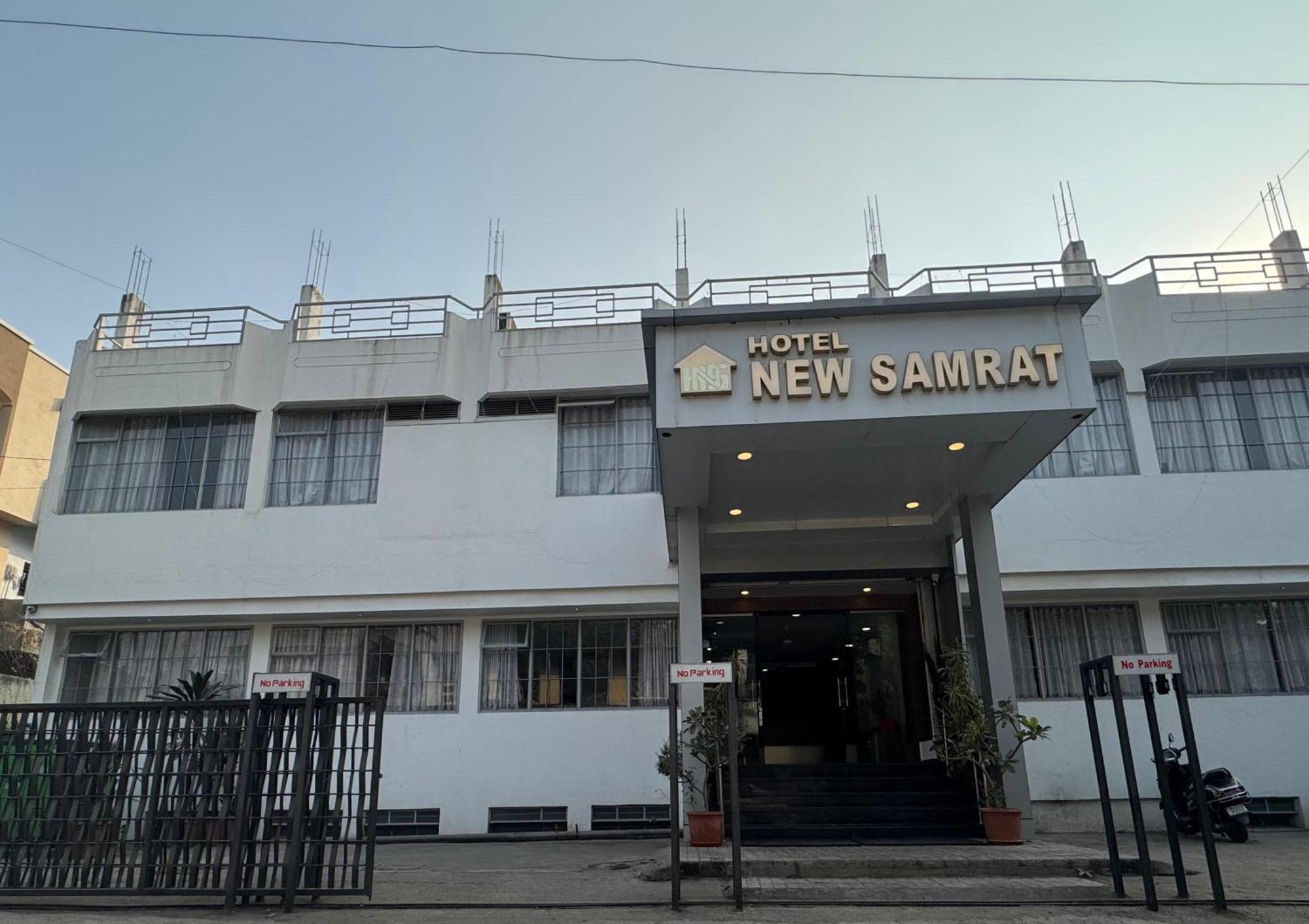 Hotel New Samrat Aurangabad  Ngoại thất bức ảnh